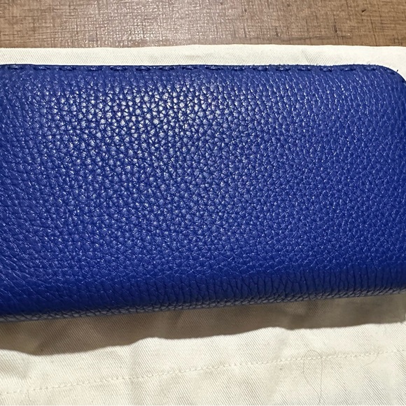 Fendi wallet - Picture 3 of 5